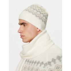Czapka Guess. Czapki zimowe Guess, z aplikacjami. Za 569.99 zł.