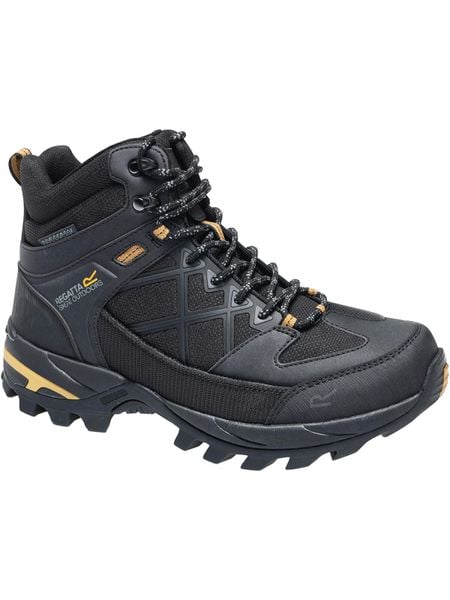 Buty trekkingowe Regatta Samaris III. Czarne buty turystyczne Regatta, bez wzorów, z gumy, bez zapięcia, trekkingowe. Za 369.00 zł.
