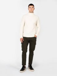 Antony Morato Sweter "Copenaghen" | MMSW01238-YA400133 | Mężczyzna | Kremowy. Białe swetry nierozpinane Antony Morato, m, z aplikacjami, z dzianiny, bez kołnierzyka, bez ramiączek. W wyprzedaży za 249.00 zł.
