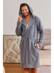 Doctor Nap Szlafrok w kolorze szarym rozmiar: L. Szare szlafroki Doctor Nap, l, bez wzorów, z bawełny, bez ramiączek, bez kaptura. Za 191.88 zł.