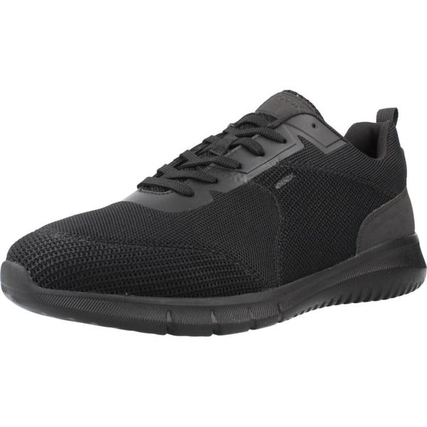 Buty GEOX U MONREALE Czarny. Czarne buty turystyczne Geox, bez wzorów, z syntetyku, bez zapięcia, trekkingowe. Za 293.99 zł.