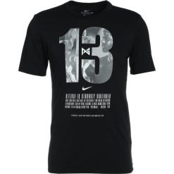 Nike Performance DRY TEE PG13 Artykuły kibica black. T-shirty Nike Performance. Za 149.00 zł.
