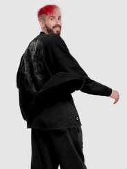 4F Bluza bomberka oversize męska 4F x Tomasz Fornal - czarna L. Czarne bluzy 4F, l, bez wzorów, z materiału, z kapturem. Za 269.99 zł.