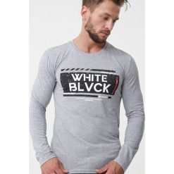 Szara Koszulka Frida. Szare bluzki z długim rękawem Born2be, l, bez wzorów, z dzianiny, bez kołnierzyka, bez ramiączek. Za 59.99 zł.