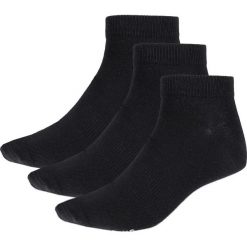 Skarpetki męskie (3 pary) SOM600 - głęboka czerń + głęboka czerń + głęboka czerń - Outhorn. Skarpety marki Outhorn. Za 19.99 zł.