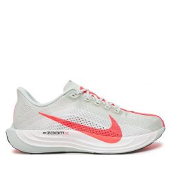 Buty do biegania Nike. Szare buty do biegania Nike, bez wzorów, bez zapięcia, do biegania. Za 689.99 zł.