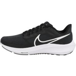 Buty do biegania męskie Nike Air Zoom Pegasus 39. Czarne buty do biegania Nike, bez wzorów, z gumy, bez zapięcia, do biegania. Za 493.99 zł.