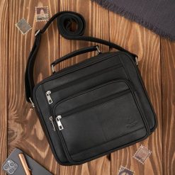 Torba męska skórzana na ramię i do ręki do pracy czarna Paolo Peruzzi T-126-BL. Czarne torby na ramię bez wzorów, z bawełny, do ręki, bez dodatków. Za 259.00 zł.