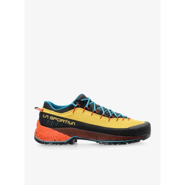 Buty podejściowe męskie La Sportiva TX4 Evo. Żółte buty trekkingowe La Sportiva, bez wzorów, ze skóry, bez zapięcia. Za 881.99 zł.
