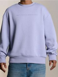 Bluza z napisem - fioletowy. Fioletowe bluzy bez kaptura Sinsay, l, bez wzorów, bez kaptura. W wyprzedaży za 19.99 zł.