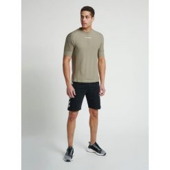 Spodenki fitness męskie Hummel hmlray 2.0. Czarne szorty Hummel, m, bez wzorów, sportowe. Za 247.00 zł.