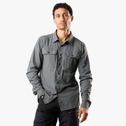 Koszula → turystyka → męska → Swedemount → Lofoten Hiking Shirt. Zielone koszule SWEDEMOUNT, m, bez wzorów, bez kołnierzyka, bez ramiączek. Za 199.99 zł.