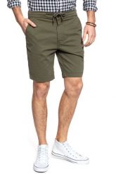 SPODENKI LEE DRAWSTRING SHORT IVY GREEN L73ULV06 112120802. Zielone szorty Lee, l, bez wzorów, z materiału. W wyprzedaży za 79.99 zł.