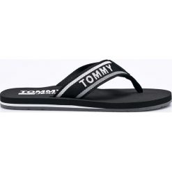 Tommy Jeans - Japonki. Japonki marki Tommy Jeans. W wyprzedaży za 99.90 zł.