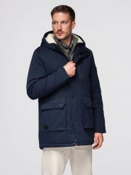 Długa męska kurtka parka z kożuszkiem – granatowa V2 - Rozmiar: S. Niebieskie kurtki Ombre Clothing, m, z aplikacjami, z gumy, bez kaptura. Za 399.99 zł.