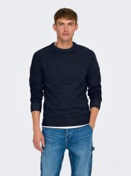 ONLY & SONS Sweter w kolorze granatowym rozmiar: M. Niebieskie swetry nierozpinane Only & Sons, m, bez wzorów, z wełny, bez kołnierzyka, bez ramiączek. Za 110.55 zł.