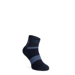 Skarpety do biegania Inov-8 Active Mid Sock. Niebieskie skarpety Inov-8, bez wzorów. Za 50.99 zł.