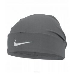 Czapka sportowa Nike Peak Cuffed Unisex szara. Szare czapki zimowe Nike, bez wzorów. Za 159.99 zł.