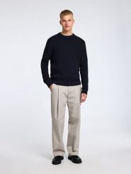 SELECTED HOMME Sweter "Theo" w kolorze granatowym rozmiar: M. Niebieskie swetry nierozpinane Selected Homme, m, bez wzorów, z bawełny, bez kołnierzyka, bez ramiączek. Za 106.13 zł.