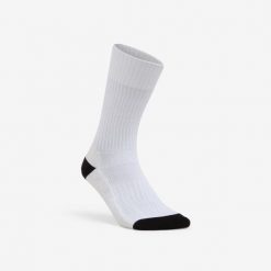 Skarpety do piłki ręcznej Kipsta H500 MID 1 para. Białe skarpety KIPSTA, bez wzorów, z bawełny. Za 29.99 zł.