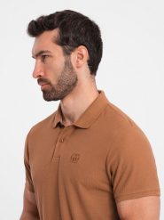 Męska koszulka polo jednokolorowa BASIC z dzianiny pique - brązowa V23 OM-POBS-0100 - XXL. Brązowe koszulki polo sportowe Ombre Clothing, l, z aplikacjami, z bawełny, bez kołnierzyka, bez ramiączek. Za 77.99 zł.