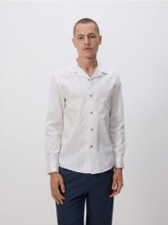 Wzorzysta koszula regular fit - biały. Białe koszule Reserved, l, bez wzorów, z bawełny, bez kołnierzyka, bez ramiączek. Za 99.99 zł.