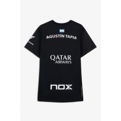 Koszulka Nox Czarna, krótki rękaw, sportowy styl. Czarne t-shirty sportowe nox, bez wzorów, z poliesteru, bez ramiączek. Za 275.50 zł.