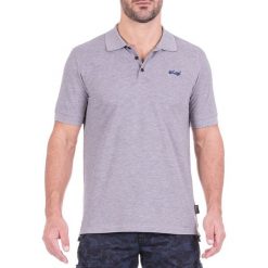 Koszulka polo w kolorze szarym. Koszulki polo marki Jeep, z aplikacjami, polo, z krótkim rękawem. W wyprzedaży za 69.95 zł.