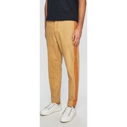 Scotch & Soda - Spodnie. Spodnie materiałowe marki Scotch & Soda. Za 499.90 zł.