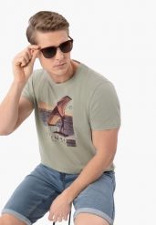 T-shirt z nadrukiem T-FOIL. T-shirty Volcano, l, bez wzorów, z bawełny, bez kołnierzyka, bez ramiączek. Za 59.99 zł.