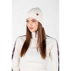 Czapka zimowa 100% wełna merino - Icewall (250 g/m²). Białe czapki zimowe WOOLONA, bez wzorów, z wełny. W wyprzedaży za 126.00 zł.
