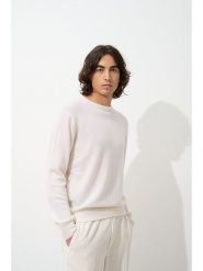 AUTHENTIC CASHMERE Kaszmirowy sweter "Aigliere" w kolorze białym rozmiar: L. Białe swetry nierozpinane AUTHENTIC CASHMERE, l, bez wzorów, z kaszmiru, bez kołnierzyka, bez ramiączek. Za 260.96 zł.