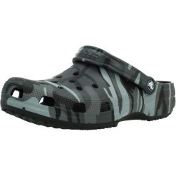 Sandały CROCS CLASSIC CAMOUFLAGE U Zielony. Zielone sandały Crocs, z gumy, bez zapięcia. Za 244.99 zł.