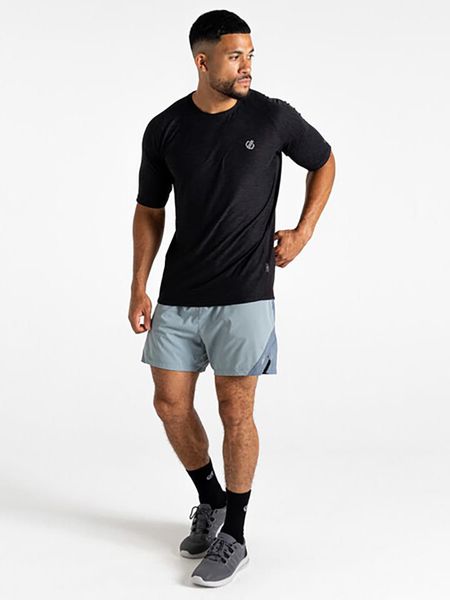 Dare 2b Koszulka funkcyjna "Power Up" w kolorze czarnym rozmiar: L. Czarne t-shirty sportowe Dare 2B, bez wzorów, bez ramiączek, outdoorowe. Za 83.42 zł.