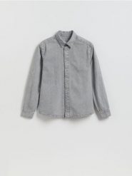 Jeansowa koszula regular fit - jasnoszary. Szare koszule Reserved, l, bez wzorów, z denimu, bez kołnierzyka, bez ramiączek. Za 119.99 zł.
