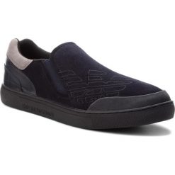 Tenisówki EMPORIO ARMANI - X4X243 XL461 A111 D Navy/Navy/D Navy. Trampki marki Emporio Armani. W wyprzedaży za 489.00 zł.