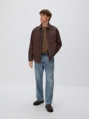 Bawełniana koszula regular fit - dark grey jeans. Szare koszule Reserved, l, bez wzorów, z bawełny, bez kołnierzyka, bez ramiączek. Za 159.99 zł.