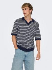 ONLY & SONS Sweter "Onstilo" w kolorze granatowym rozmiar: M. Niebieskie swetry nierozpinane Only & Sons, m, bez wzorów, bez kołnierzyka, bez ramiączek. Za 83.42 zł.