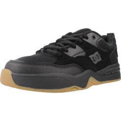 Buty DC ADYS100844 Czarny. Czarne buty trekkingowe DC Shoes, bez wzorów, ze skóry, bez zapięcia. Za 347.99 zł.