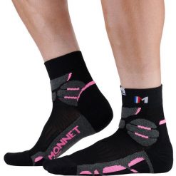 Skarpetki Monnet Mid Expert. Czerwone skarpety MONNET, bez wzorów. Za 119.50 zł.