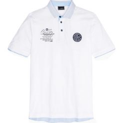 Shirt polo z podwójnym kołnierzykiem bonprix biały. Koszulki polo sportowe marki bonprix. Za 32.99 zł.