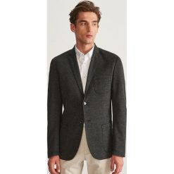 Dzianinowa marynarka slim fit - Szary. Garnitury marki Reserved. Za 239.99 zł.