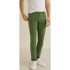 Mango Man - Spodnie Borne4. Eleganckie spodnie Mango Man. W wyprzedaży za 139.90 zł.