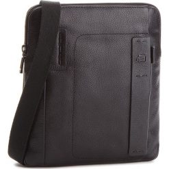Saszetka PIQUADRO - CA1358P15S Czarny. Saszetki i nerki marki Piquadro. Za 629.00 zł.