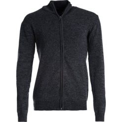 Czarny Sweter Heaton. Czarne swetry nierozpinane Born2be, na jesień, l, bez wzorów, bez kołnierzyka, bez ramiączek. Za 59.99 zł.