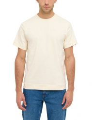 Męski T-Shirt Mustang Style Allentown Whisper White 1016271 2013. Białe t-shirty Mustang, m, bez wzorów, bez kołnierzyka, bez ramiączek. Za 69.99 zł.