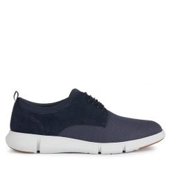 Półbuty Geox. Niebieskie eleganckie półbuty Geox, bez wzorów, bez obcasa, bez zapięcia. Za 339.99 zł.