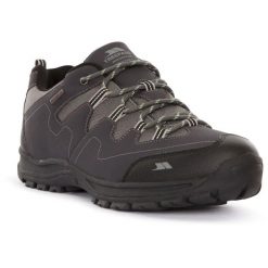 Trespass Finley Low Cut buty trekkingowe wodoodporne i oddychające. Czarne buty turystyczne Trespass, bez wzorów, z materiału, przed kostkę, bez zapięcia, trekkingowe. Za 334.05 zł.