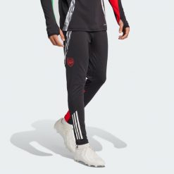 Spodnie Arsenal Tiro 24 Training. Czarne spodnie treningowe długie Adidas, l, bez wzorów, z dresówki. Za 299.00 zł.