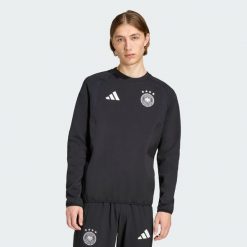 Bluza Germany Tiro Travel Crew Sweatshirt. Czarne bluzy bez kaptura Adidas, xl, bez wzorów, bez kaptura. Za 259.00 zł.